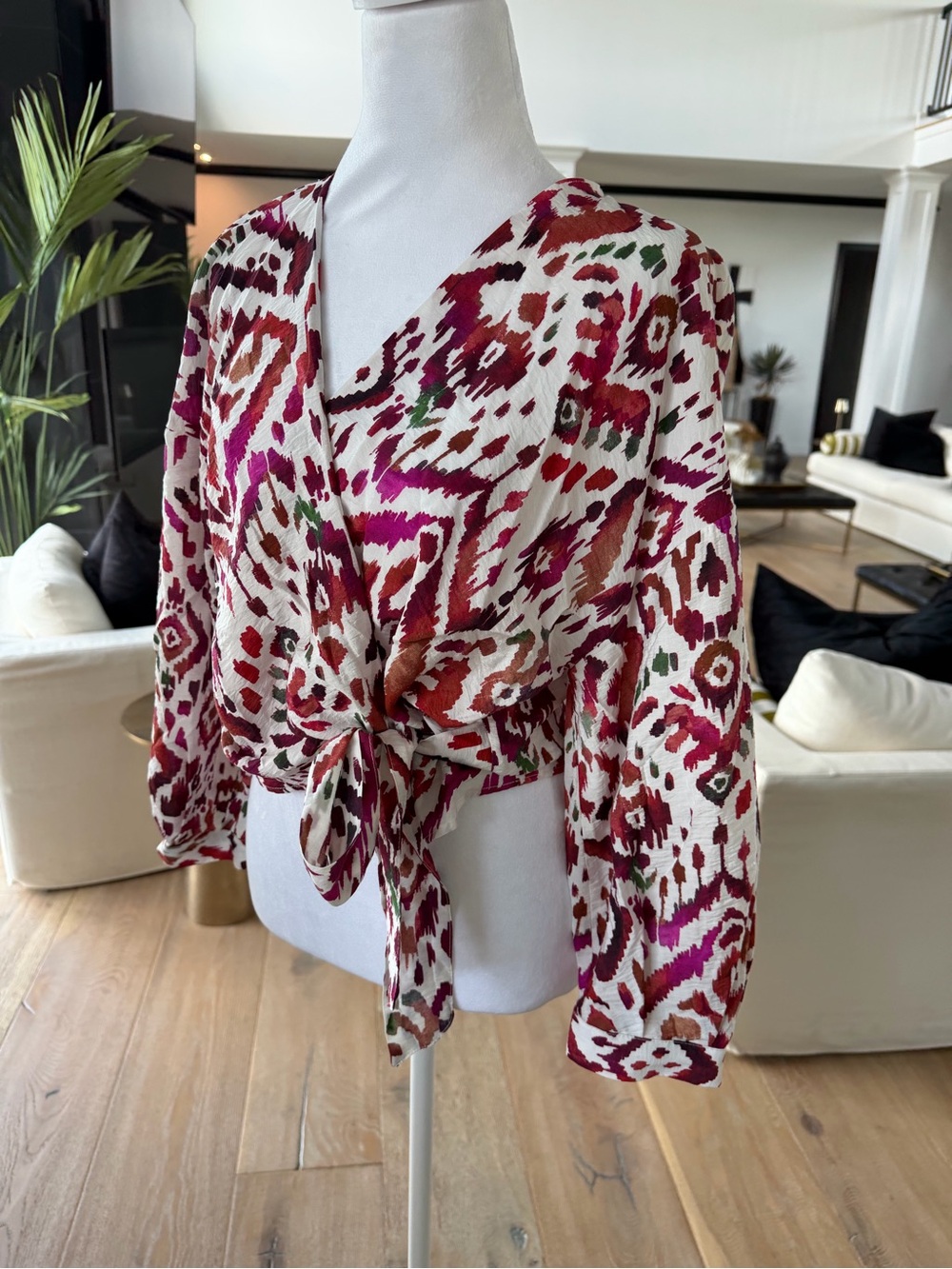 Zara Multi Pink Tie-Front V-Neck Blouse - Picture 2 of 4
